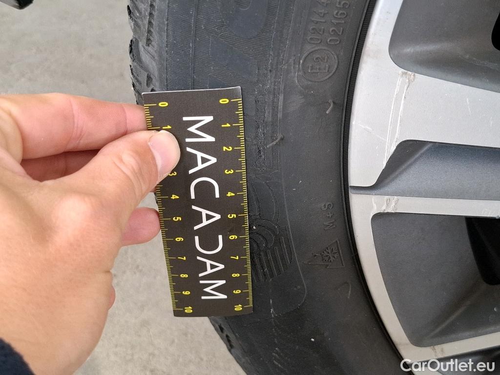  Peugeot  308  SW Allure Business 1.5 HDi 130CV BVA8 E6d #12