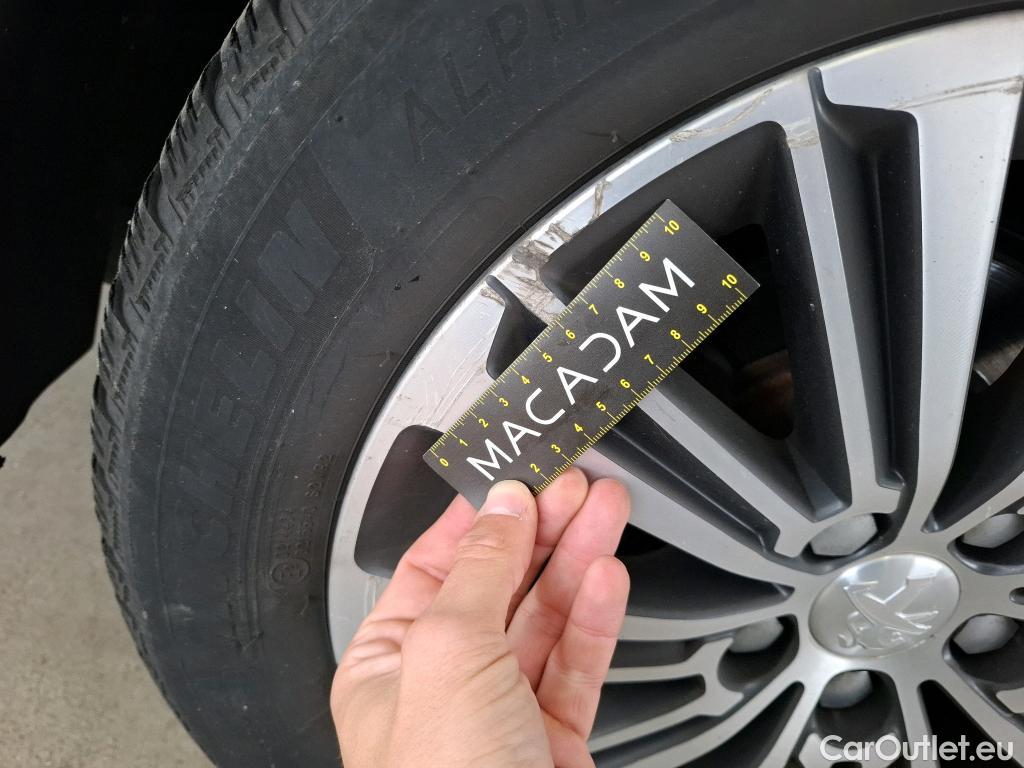  Peugeot  308  SW Allure Business 1.5 HDi 130CV BVA8 E6d #32