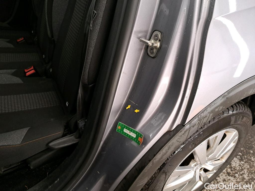  Peugeot  5008  Active Business 1.2 PureTech 130CV BVA8 7 Sieges E6d #19