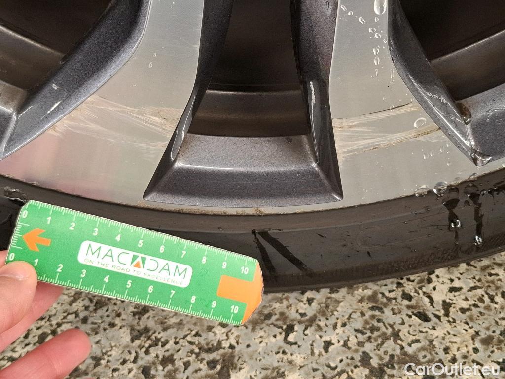  Renault  Megane  IV Berline 5 ptes. Techno 1.5 dCi 115CV BVM6 E6d #44