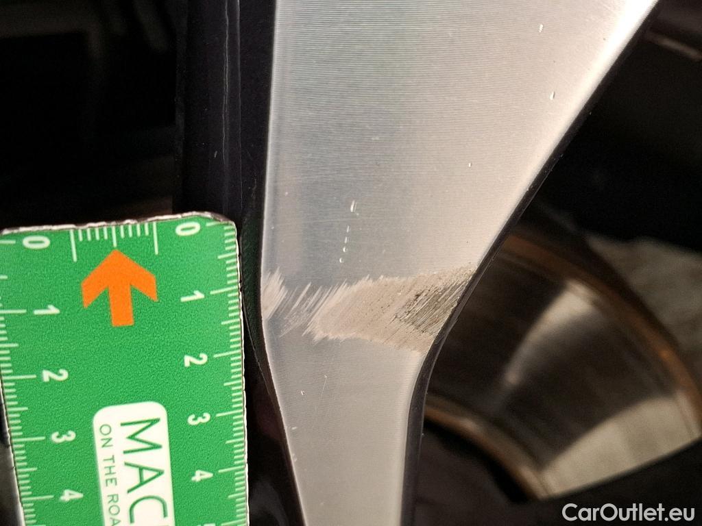  Renault  Megane  IV Berline 5 ptes. Techno 1.5 dCi 115CV BVM6 E6d #50