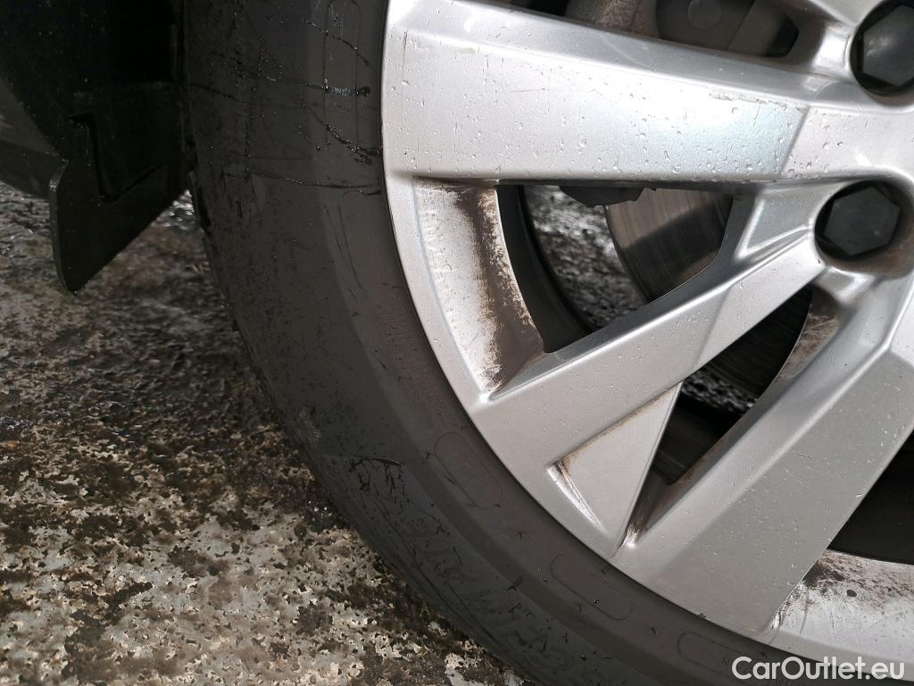  Peugeot  5008  Active Business 1.2 PureTech 130CV BVA8 7 Sieges E6d #51