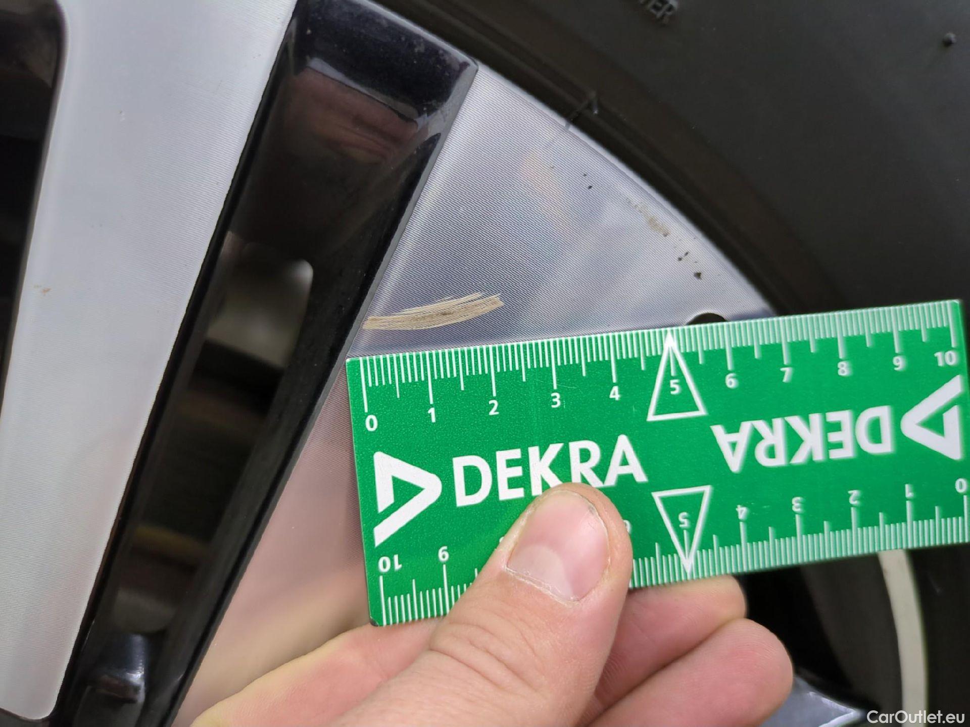  Peugeot  5008  Allure Business 1.2 PureTech 130CV BVA8 7 Sieges E6d #17