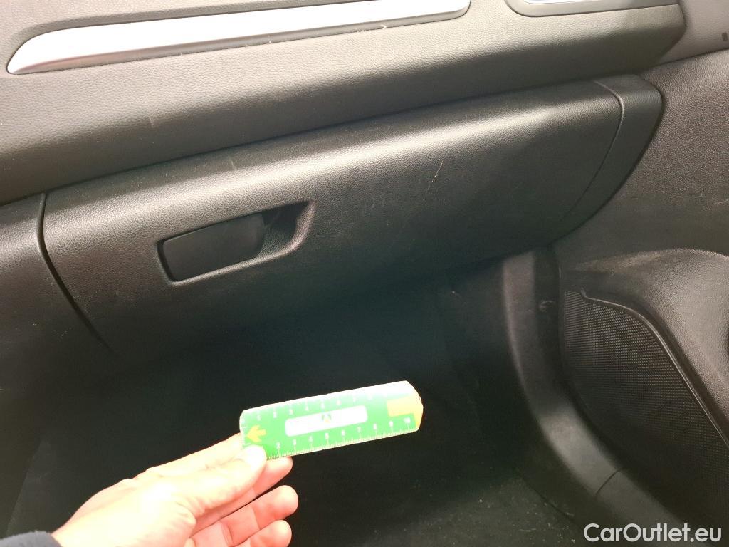  Renault  Megane  IV Berline 5 ptes. Techno 1.5 dCi 115CV BVM6 E6d #59