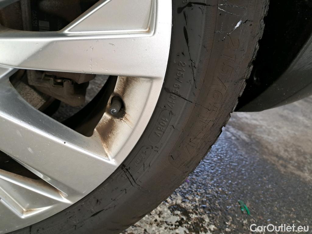  Peugeot  5008  Active Business 1.2 PureTech 130CV BVA8 7 Sieges E6d #41