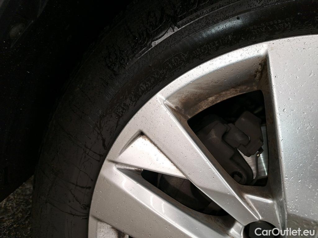  Peugeot  5008  Active Business 1.2 PureTech 130CV BVA8 7 Sieges E6d #52