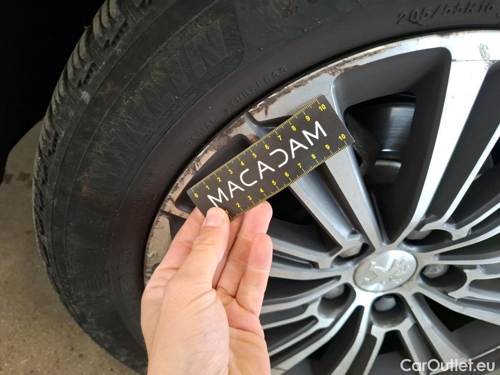  Peugeot  308  SW Allure Business 1.5 HDi 130CV BVA8 E6d #21