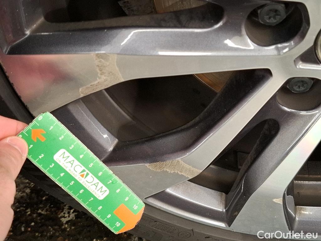  Renault  Megane  IV Berline 5 ptes. Techno 1.5 dCi 115CV BVM6 E6d #36