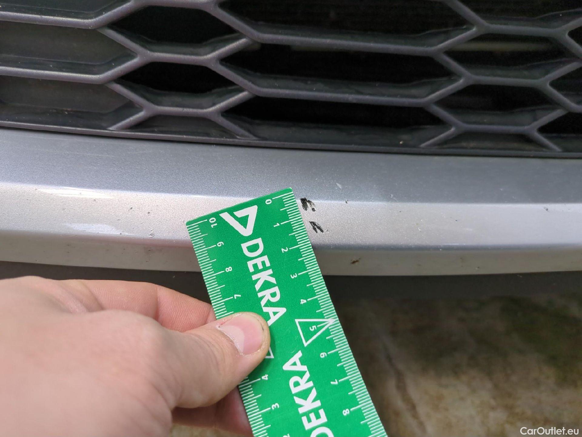  Toyota  C-HR TOYOTA  / 2016 / 5P / SUV 1.8 HYBRIDE 122 DYNAMIC BUSINESS #4