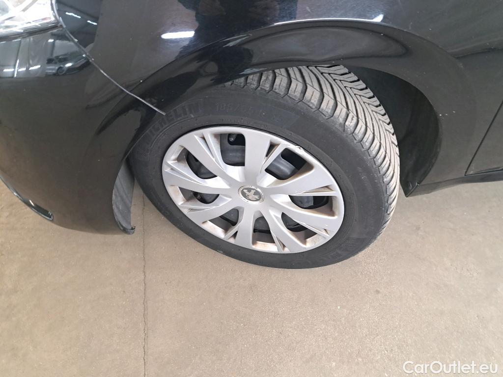  Peugeot  208  Affaire Premium Pack 1.6 HDi 75CV BVM5 E6 #33