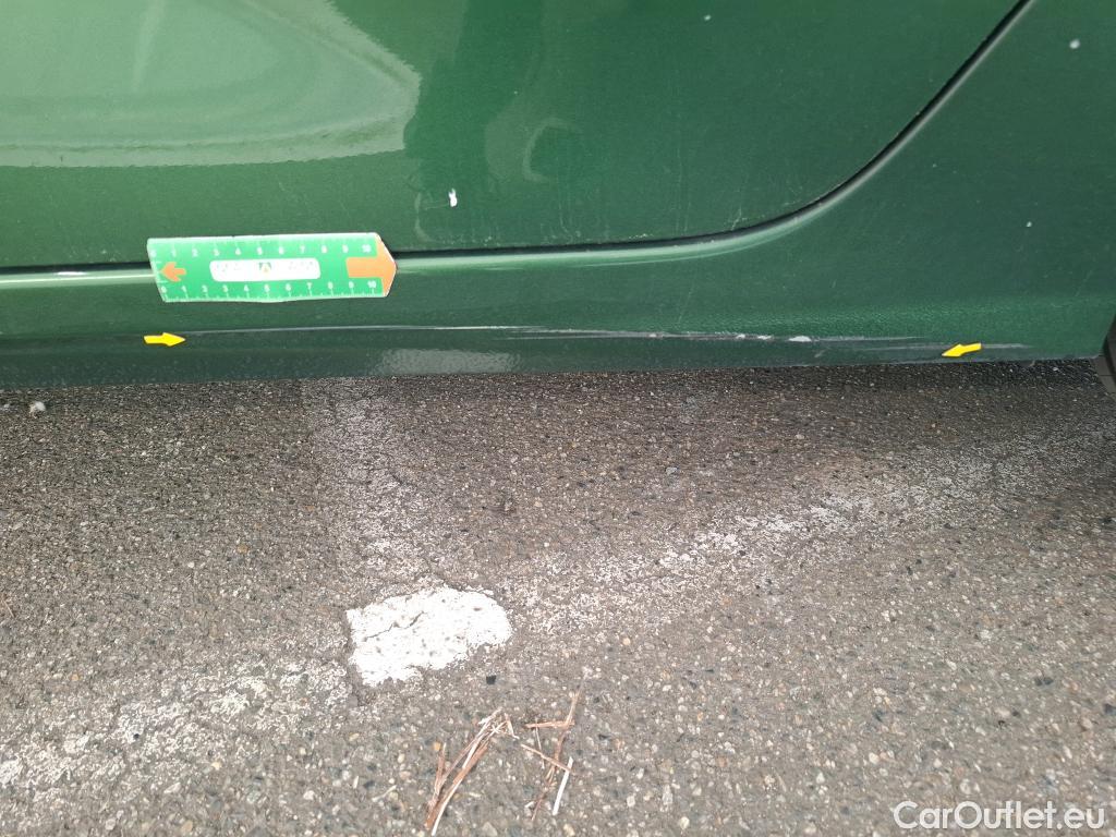  Peugeot  308  Allure 1.5 HDi 130CV BVA8 E6d #2