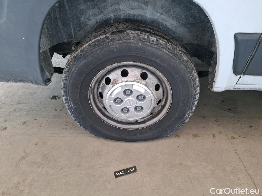  Fiat  Ducato Fiat  VU 4p Fourgon 3.0 C H1 2.0 Mjt 115 Pack Pro Nav #9