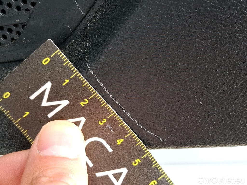  Peugeot  208  Premium 1.5 HDi 100CV BVM6 E6d #41