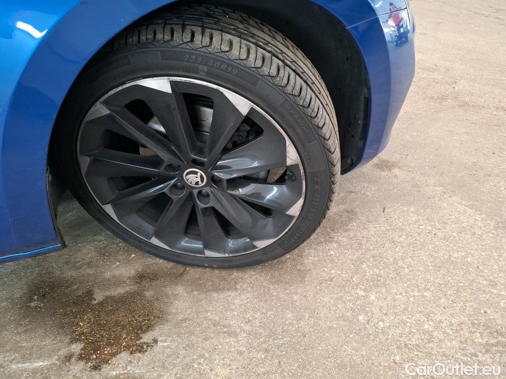  Skoda  Superb  Break SportLine 2.0 TDI 150CV BVA7 E6d #17