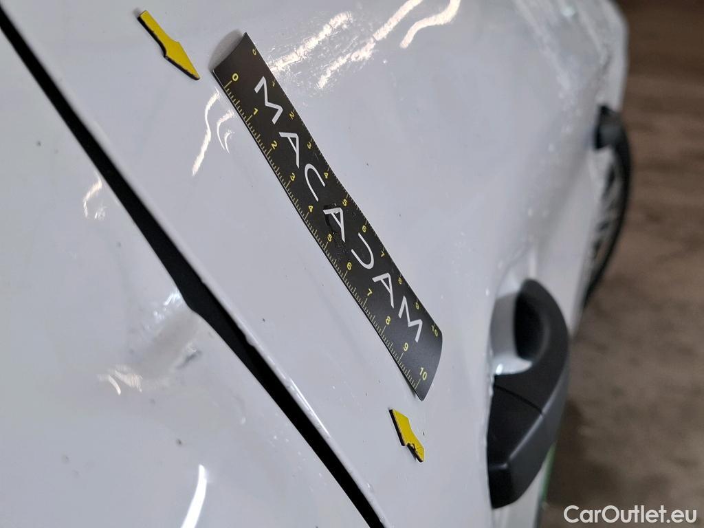  Peugeot  208  Premium 1.5 HDi 100CV BVM6 E6d #18