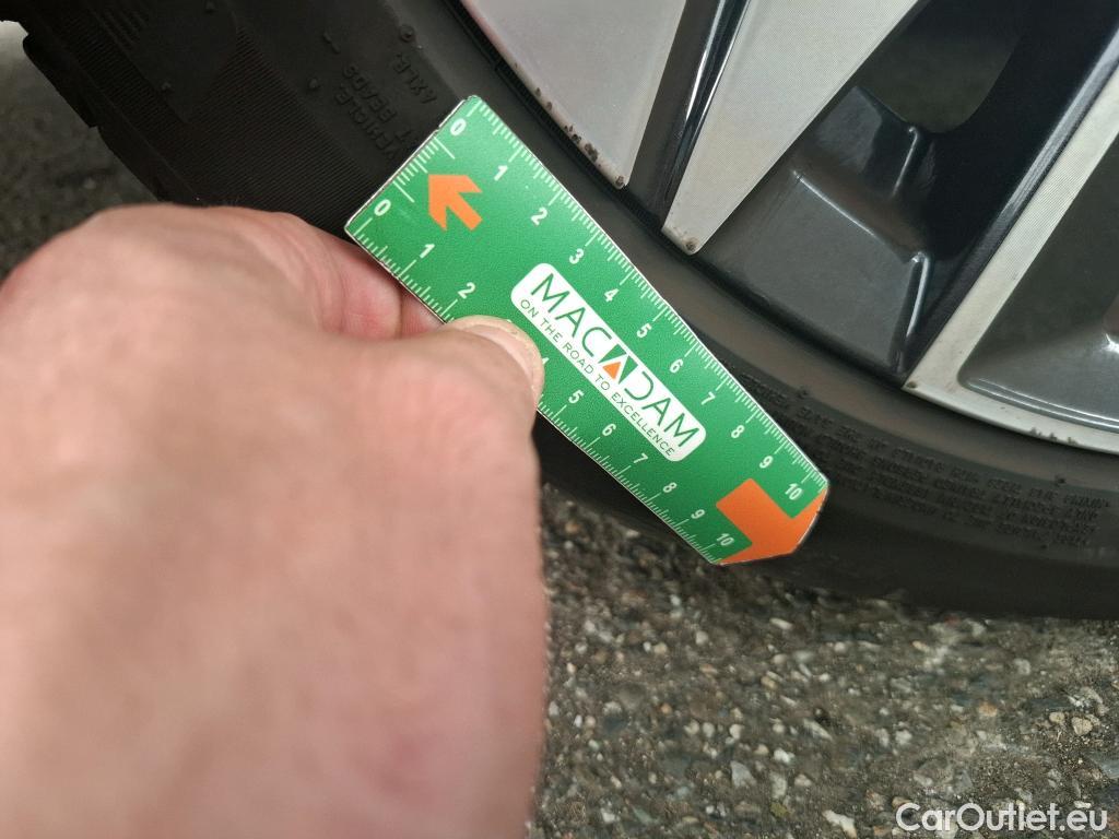  Peugeot  308  Allure 1.5 HDi 130CV BVA8 E6d #38