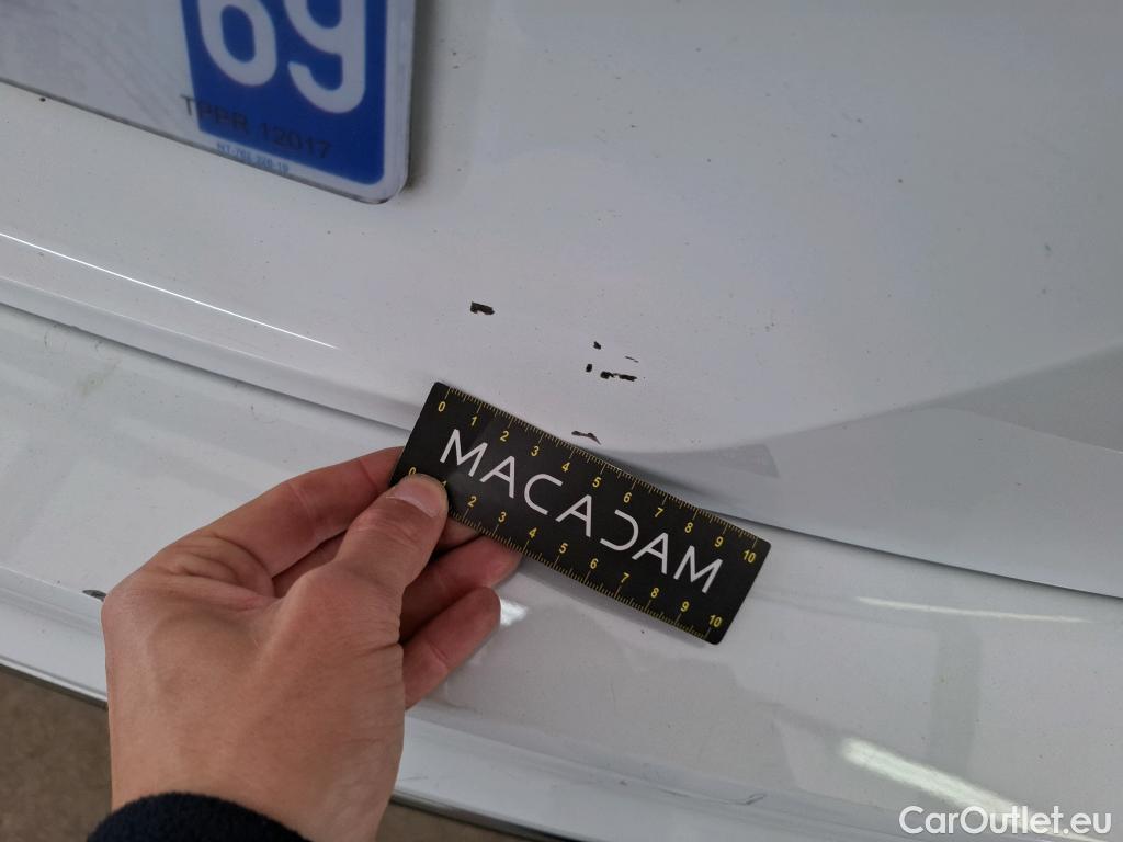  Volkswagen  Tiguan VOLKSWAGEN  / 2016 / 5P / SUV 2.0 TDI 150 DSG7 Match(SL) #37