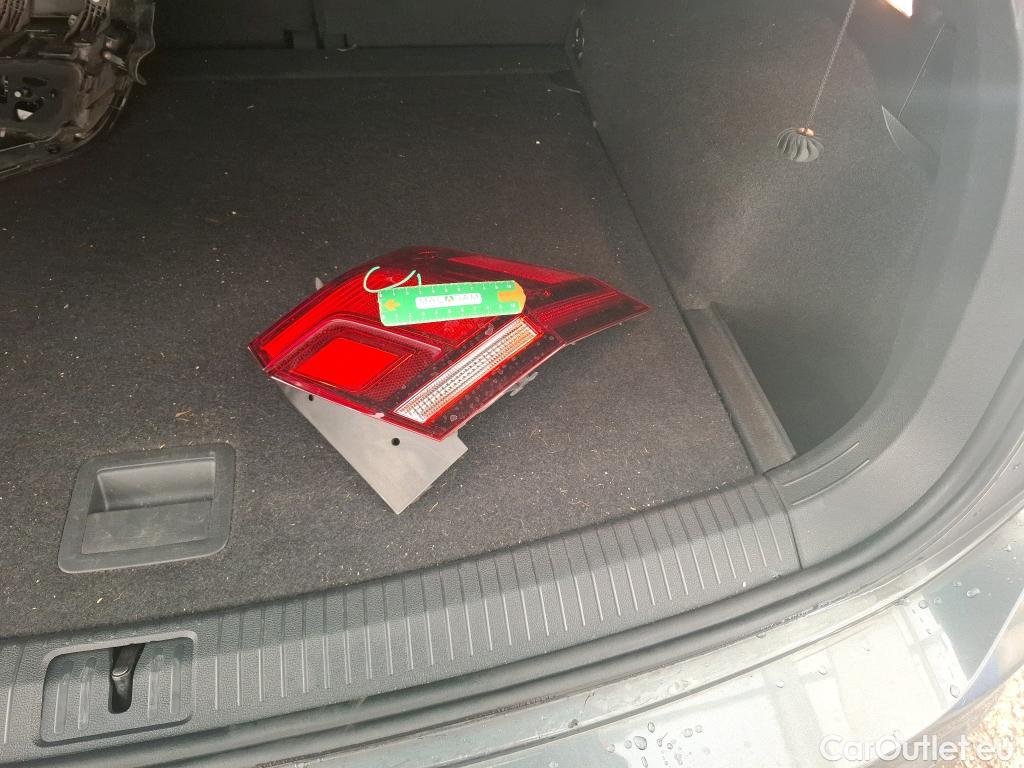  Volkswagen  Tiguan VOLKSWAGEN  5p SUV 2.0 TDI 150 DSG7 Confortline Business #5