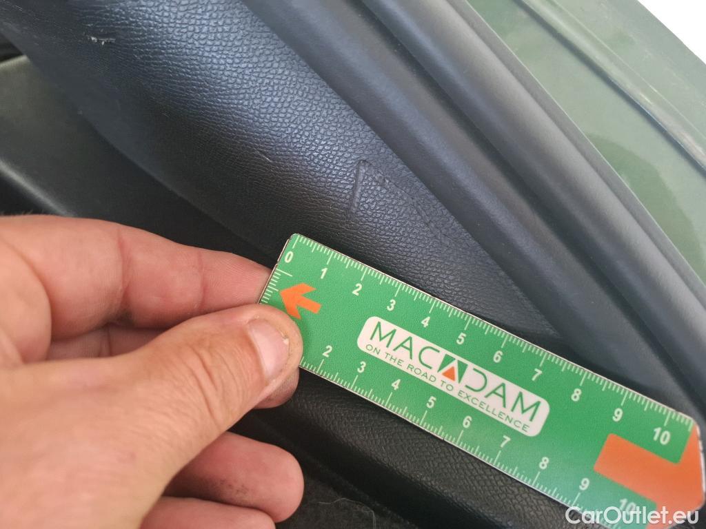  Peugeot  308  Allure 1.5 HDi 130CV BVA8 E6d #40