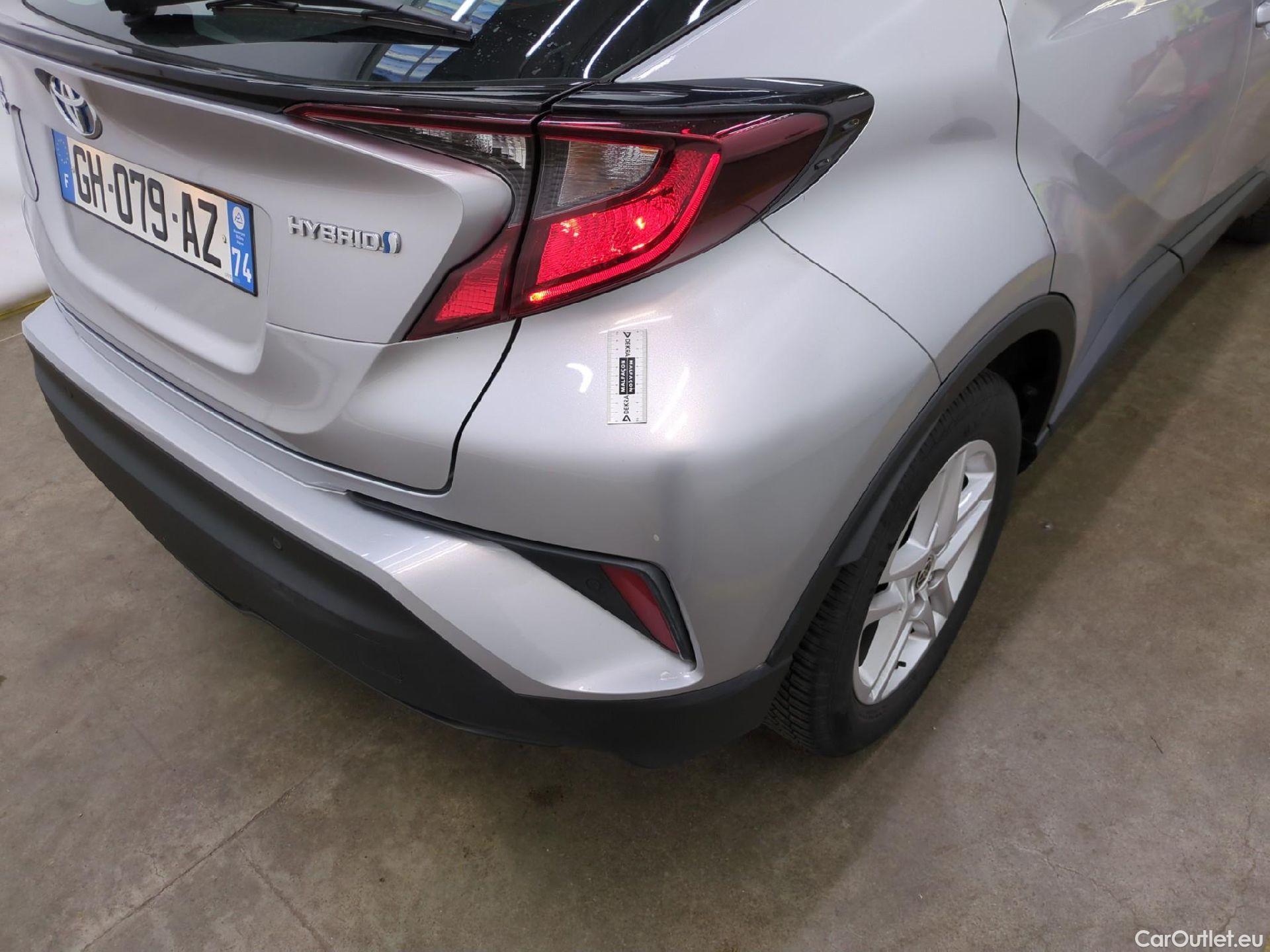  Toyota  C-HR TOYOTA  / 2016 / 5P / SUV 1.8 HYBRIDE 122 DYNAMIC BUSINESS #13