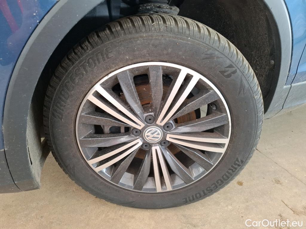  Volkswagen  Tiguan VOLKSWAGEN  Allspace  2017  5P  SUV 2 0 TDI 150 DSG7 Carat Exclusive #7