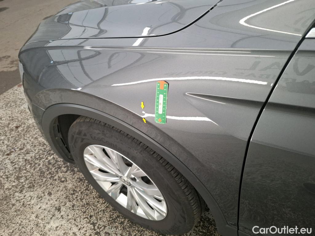  Volkswagen  Tiguan VOLKSWAGEN  5p SUV 2.0 TDI 150 DSG7 Confortline Business #17