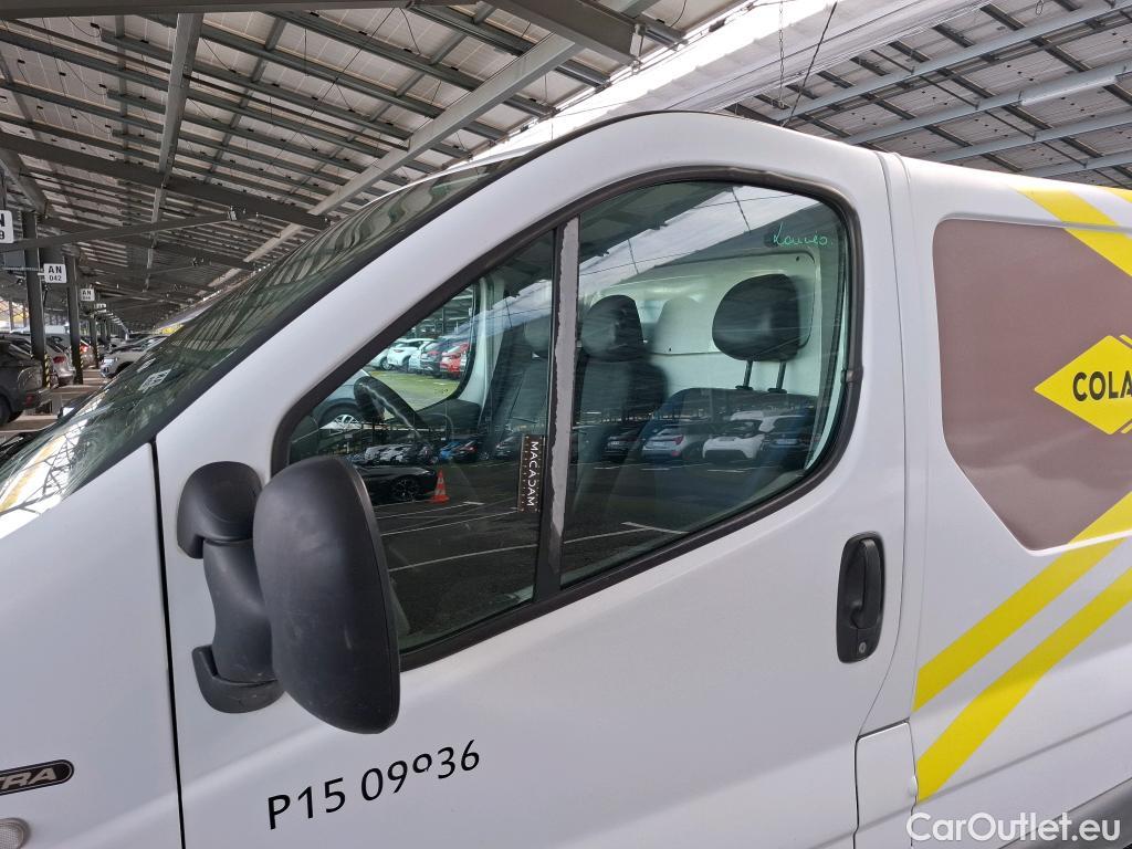  Renault  Trafic  II Fourgon L1H1 1200kg Grand Confort 90CV BVM6 #45