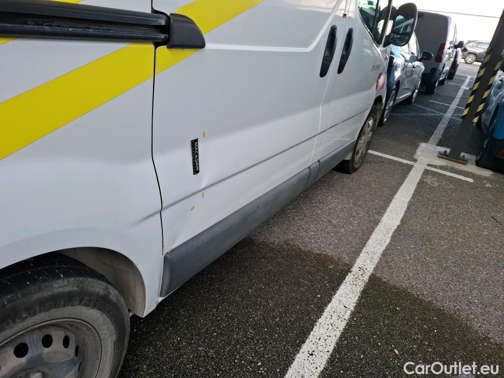  Renault  Trafic  II Fourgon L1H1 1200kg Grand Confort 90CV BVM6 #8