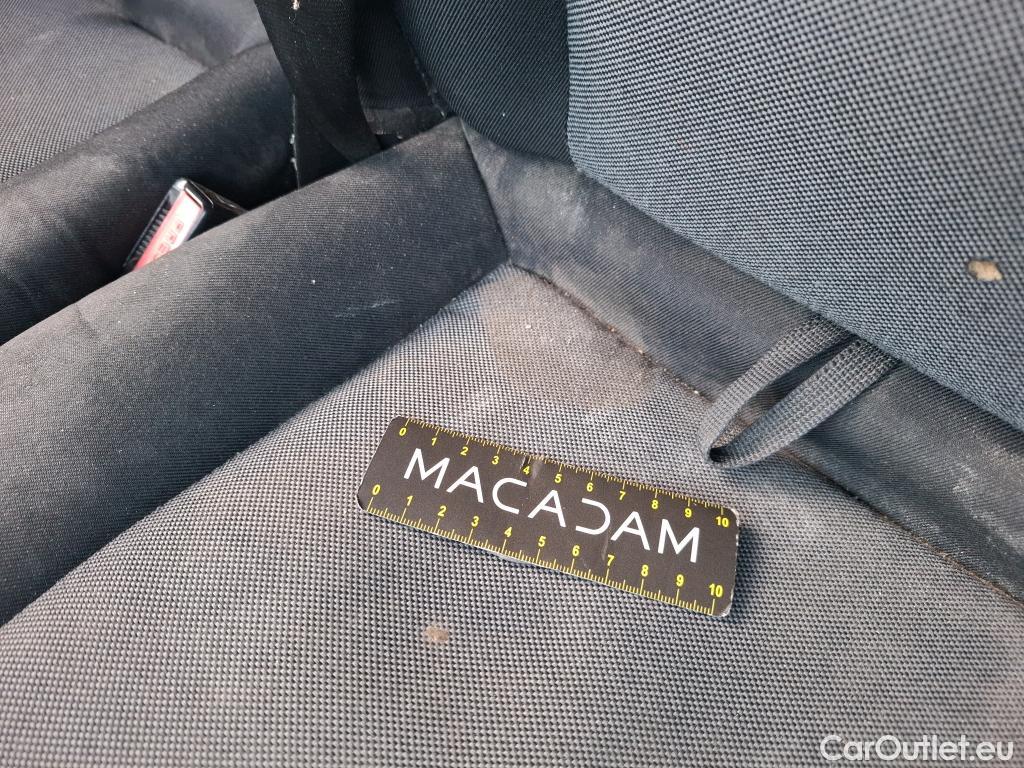  Renault  Master  III Fourgon L2H2 3 5 Grand Confort dCi 130CV BVM6 E6 #75