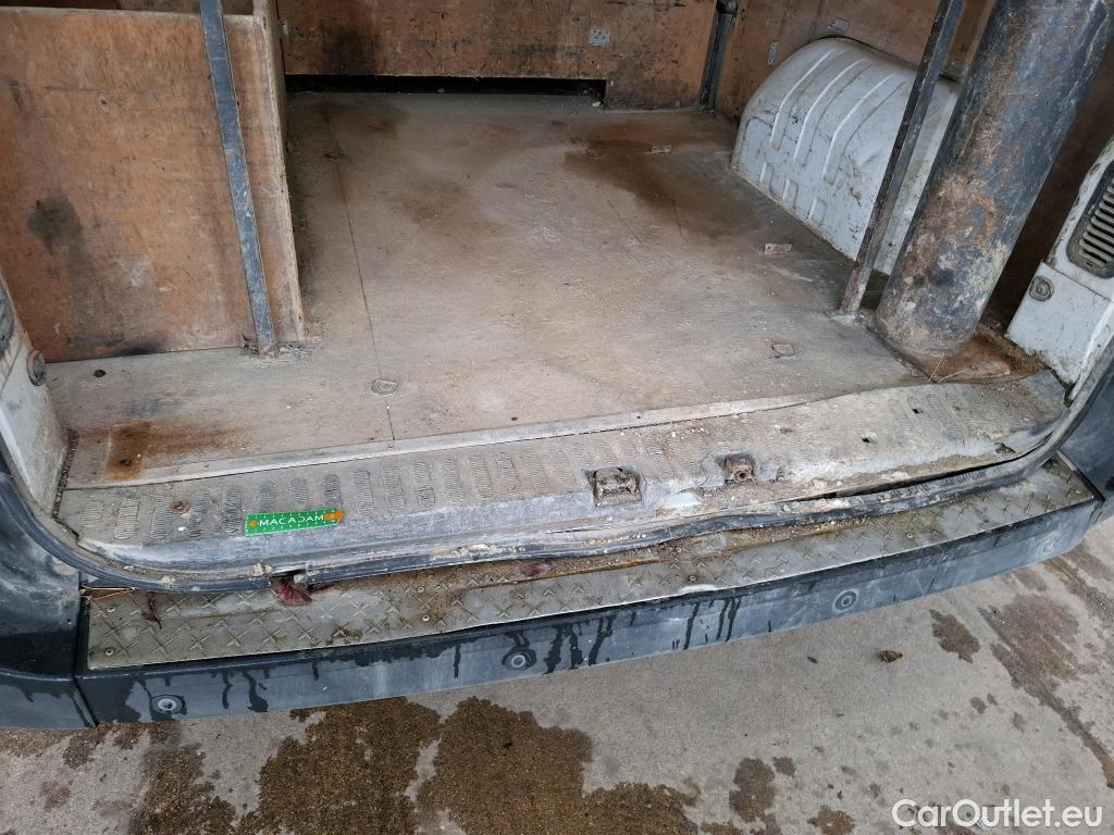  Renault  Master RENAULT  VU 4p Fourgon Gd Conf F3500 L2H2 dCi 125 #30