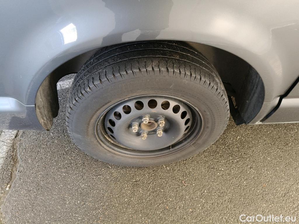  Volkswagen  Transporter VOLKSWAGEN  / 2019 / 4P / Fourgon tôlé 2.0 TDi 150 DSG7 L1H1 Business Plus #5