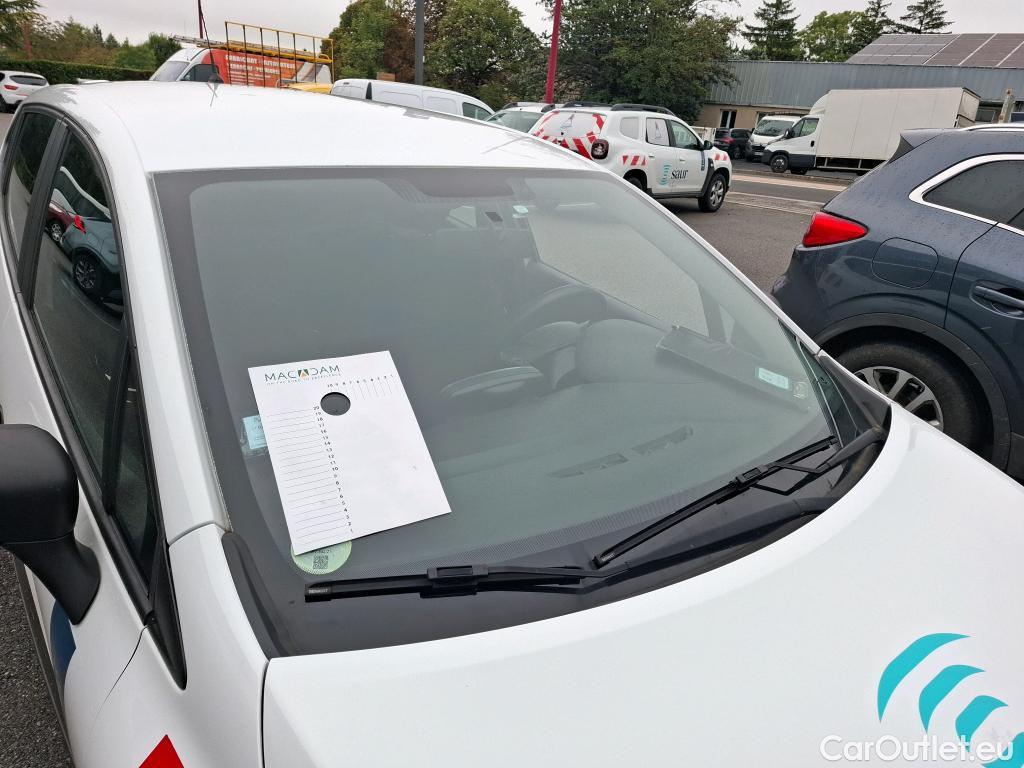  Renault  Clio  IV Air 1.5 dCi 75CV BVM5 E6 #57