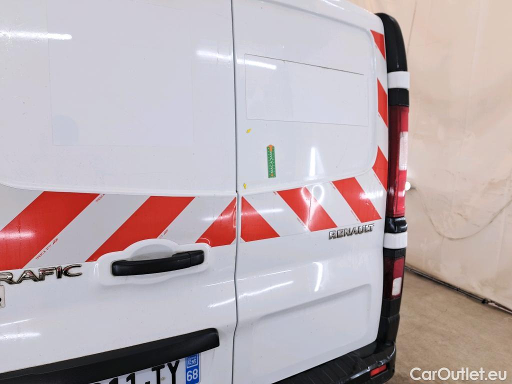  Renault  Trafic RENAULT  / 2019 / 4P / Fourgon tole NV FG GCF L1H1 1200 dCi 120 #6