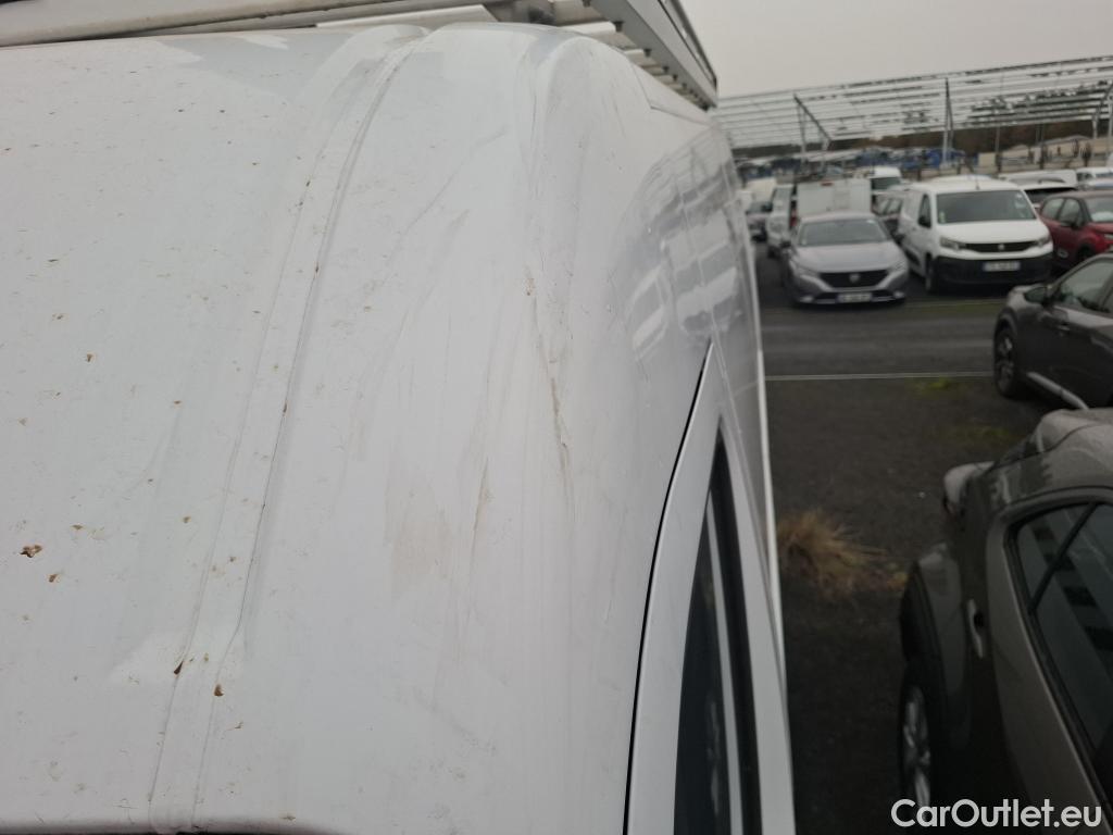  Renault  Master  Fourgon L2H2 3 5 Grand Confort dCi 135CV BVM6 E6dT #26