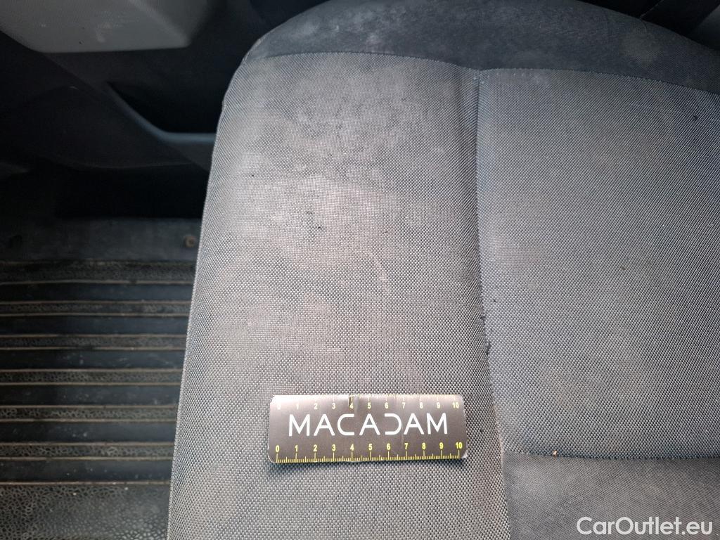  Renault  Master  III Fourgon L2H2 3 5 Grand Confort dCi 130CV BVM6 E6 #76