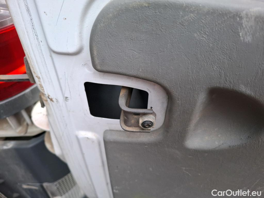  Renault  Trafic  II Fourgon L1H1 1200kg Grand Confort 90CV BVM6 #39