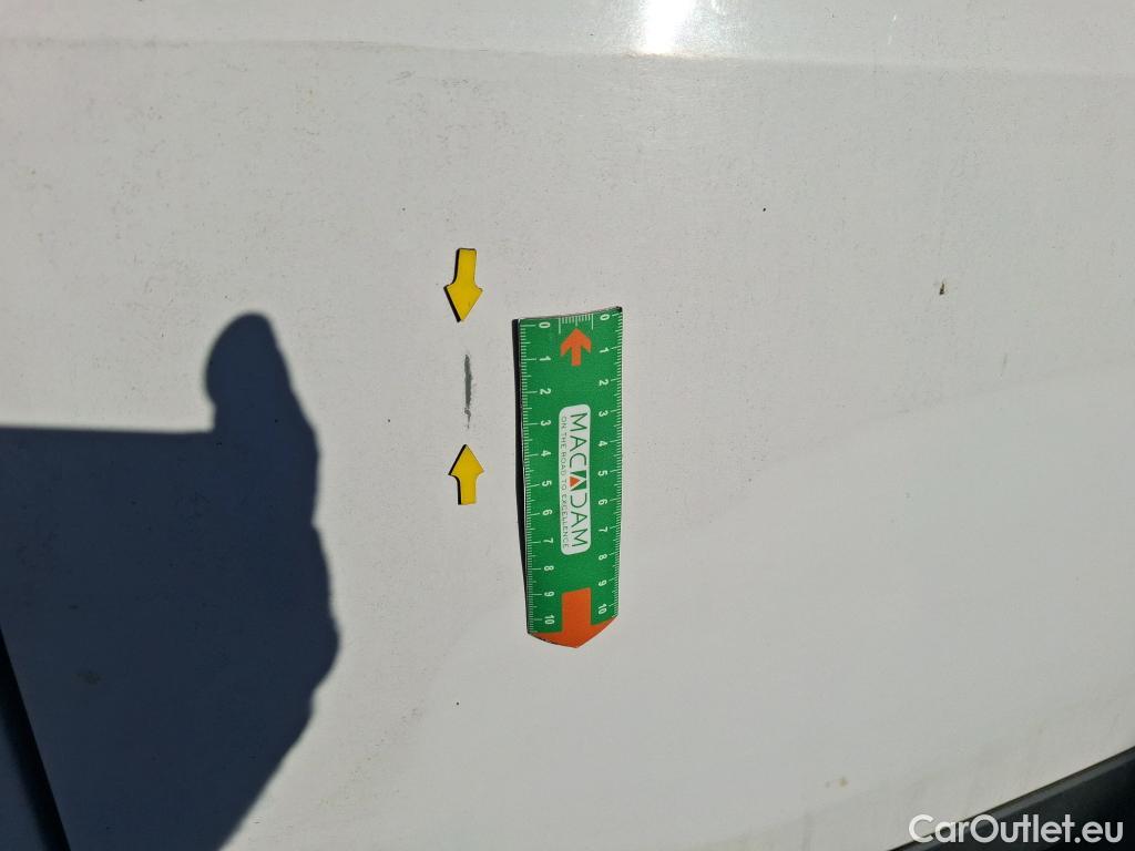  Volkswagen  Crafter  Fourgon Fourgon 30 mittlerer Radstand mit Hochdach FWD 2.0 #38