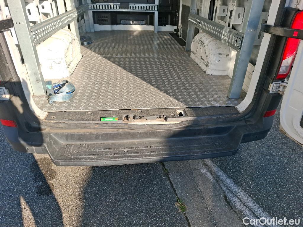  Volkswagen  Crafter  Fourgon Fourgon 30 mittlerer Radstand mit Hochdach FWD 2.0 #32