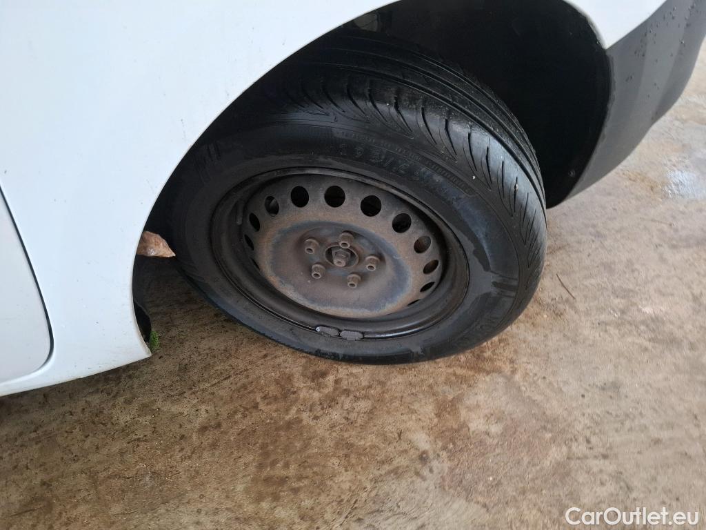  Renault  Kangoo  Express Confort (L1) 1.5 dCi 90CV BVM5 E6 #47