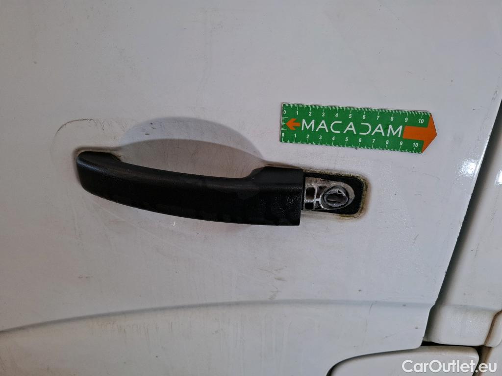  Renault  Master RENAULT  VU 4p Fourgon Gd Conf F3500 L2H2 dCi 125 #22