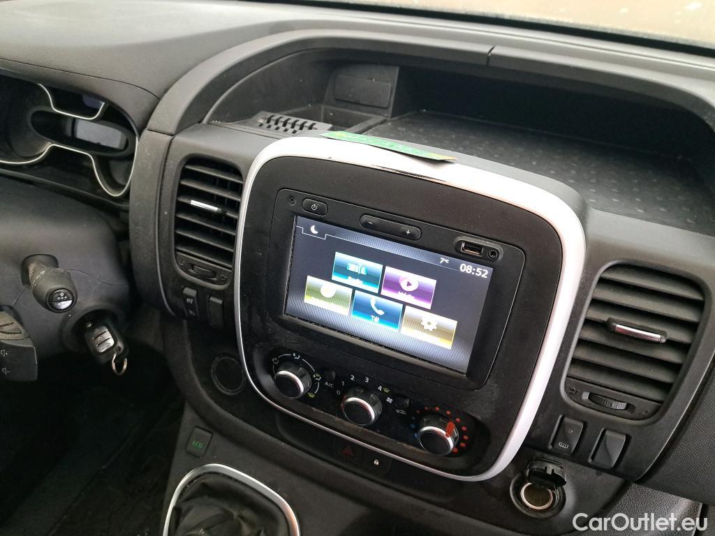  Renault  Trafic RENAULT  / 2019 / 4P / Fourgon tole NV FG GCF L1H1 1200 dCi 120 #22