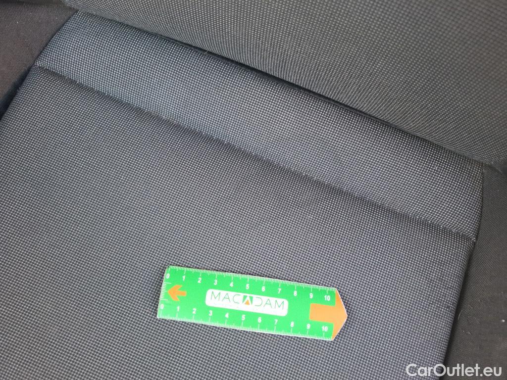  Volkswagen  Crafter  Fourgon Fourgon 30 mittlerer Radstand mit Hochdach FWD 2.0 #45