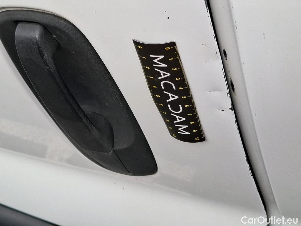  Renault  Trafic  II Fourgon L1H1 1200kg Grand Confort 90CV BVM6 #13