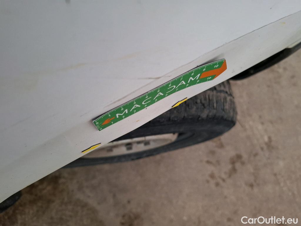  Renault  Master RENAULT  VU 4p Fourgon Gd Conf F3500 L2H2 dCi 125 #45