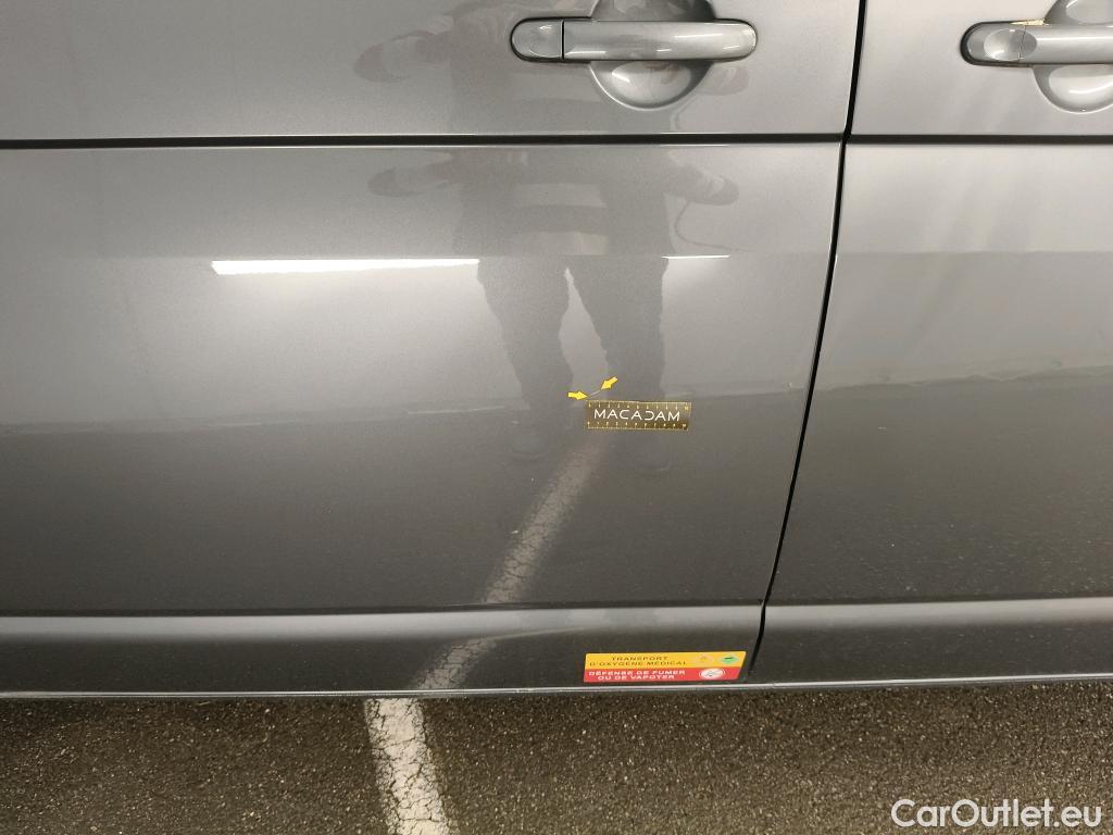  Volkswagen  Transporter VOLKSWAGEN  / 2019 / 4P / Fourgon tôlé 2.0 TDi 150 DSG7 L1H1 Business Plus #25