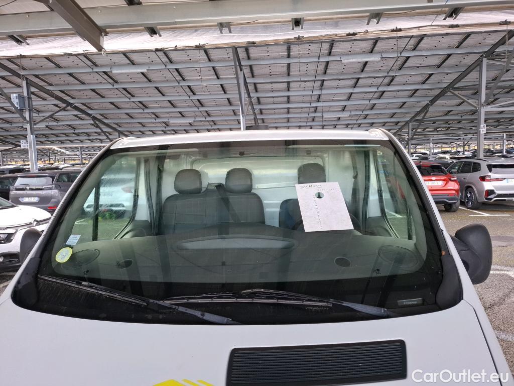  Renault  Trafic  II Fourgon L1H1 1200kg Grand Confort 90CV BVM6 #33