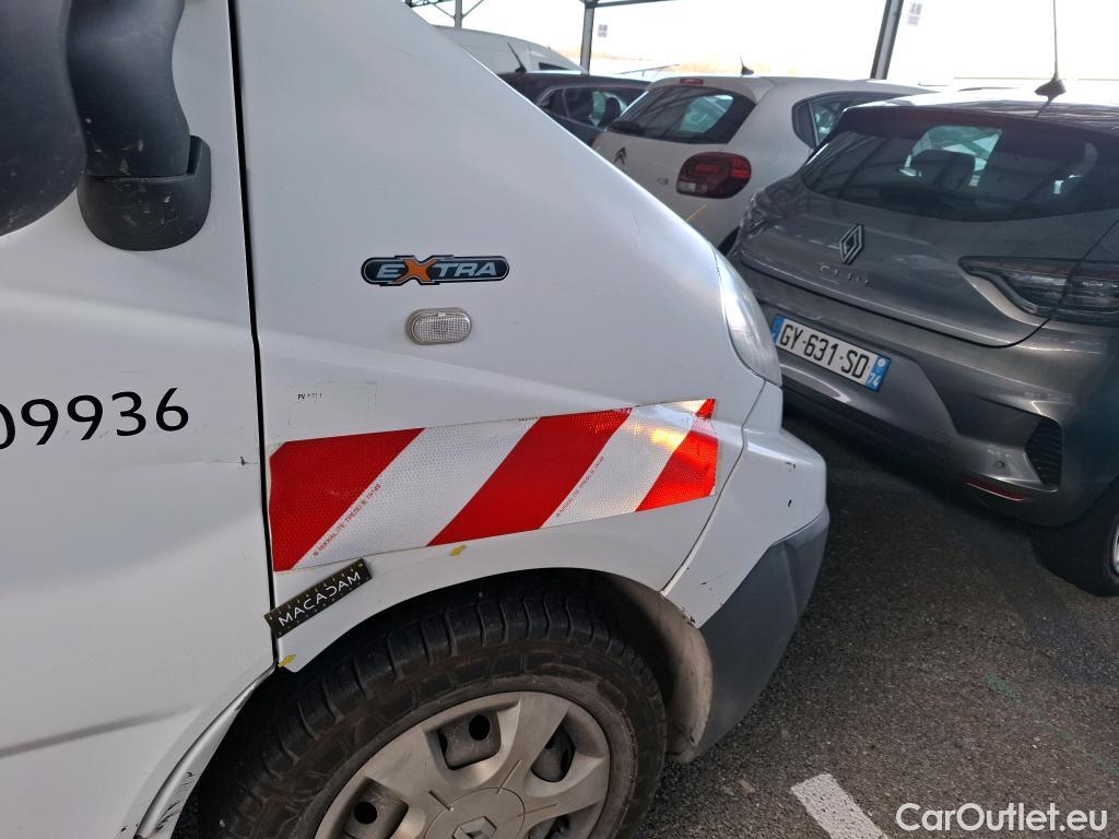  Renault  Trafic  II Fourgon L1H1 1200kg Grand Confort 90CV BVM6 #18