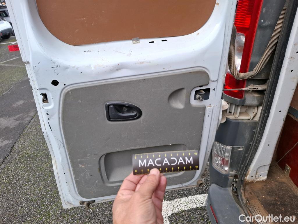  Renault  Trafic  II Fourgon L1H1 1200kg Grand Confort 90CV BVM6 #36