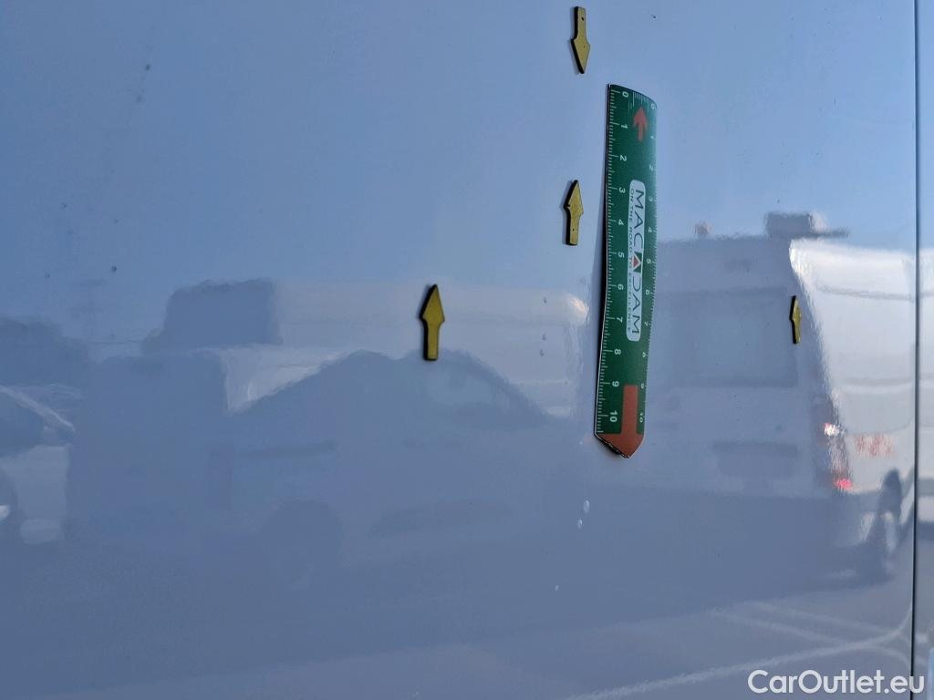  Volkswagen  Crafter  Fourgon Fourgon 30 mittlerer Radstand mit Hochdach FWD 2.0 #27