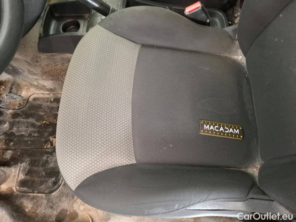  Renault  Kangoo  Express Confort (L1) 1.5 dCi 90CV BVM5 E6 #51